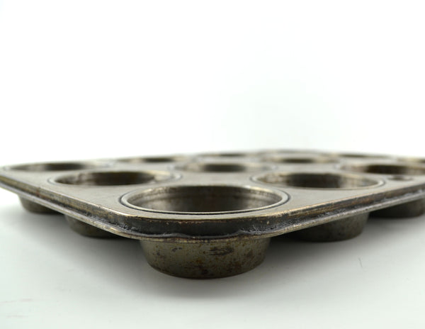 Vintage muffin tins — Plate & Patina